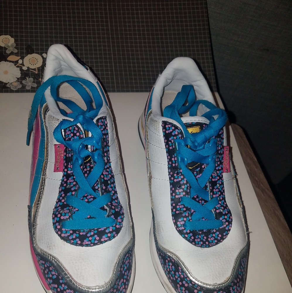 Pastry tennis shoes